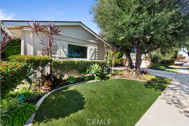 Front Image Thumbnail for CRRS25268400