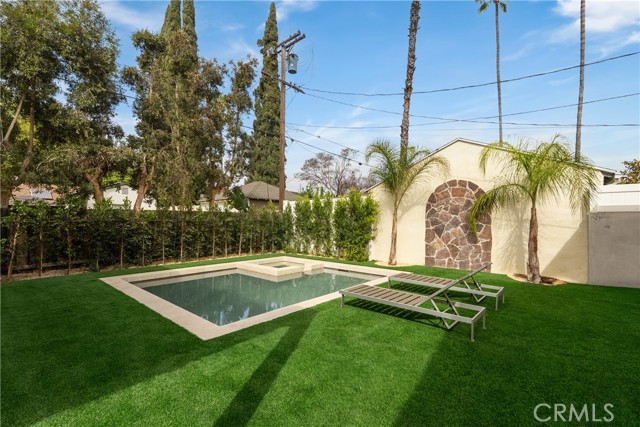 Detail Gallery Image 52 of 58 For 5525 Carpenter Ave, Valley Village,  CA 91607 - 5 Beds | 6/1 Baths