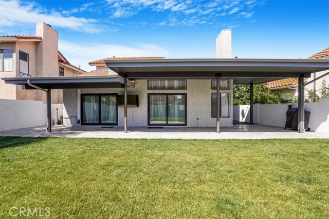 479 Pesaro Street, Oak Park CA: https://media.crmls.org/medias/8c7552e8-aedf-4882-b3a8-e3817f493316.jpg