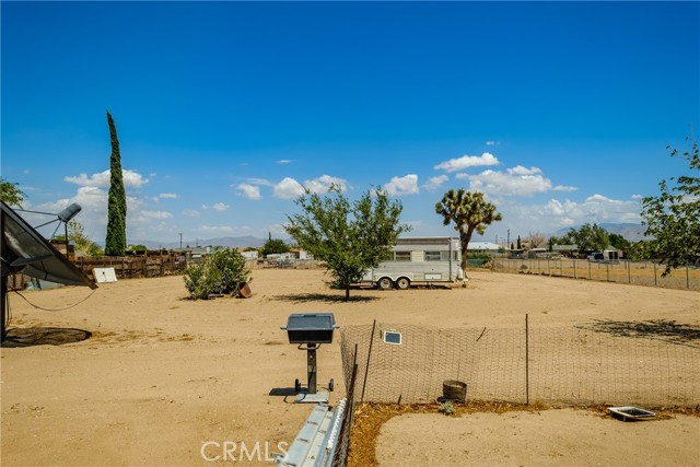 Detail Gallery Image 26 of 34 For 11051 5th Ave, Hesperia,  CA 92345 - 3 Beds | 2 Baths