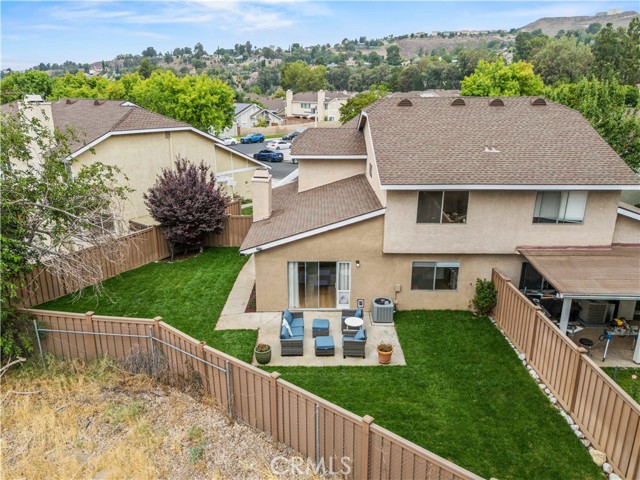 16606 Shinedale Drive, Canyon Country CA: https://media.crmls.org/medias/8c7611ca-8056-4972-92aa-f04e55f6827a.jpg