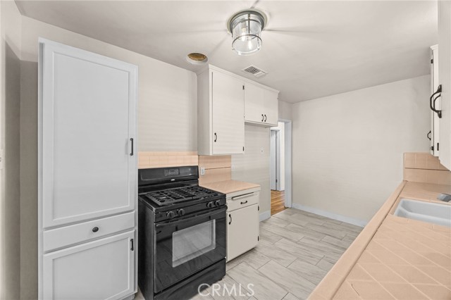 Detail Gallery Image 12 of 26 For 267 E 45th Street, San Bernardino,  CA 92404 - 3 Beds | 1 Baths