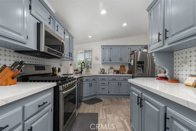 Detail Gallery Image 11 of 48 For 5815 E La Palma Ave #170,  Anaheim,  CA 92807 - 3 Beds | 2 Baths