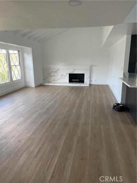 Detail Gallery Image 3 of 14 For 3062 Inverness Dr, Los Alamitos,  CA 90720 - 3 Beds | 2 Baths