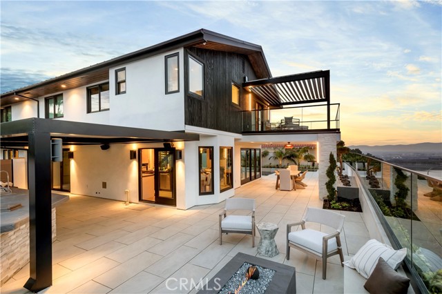 Detail Gallery Image 4 of 40 For 38 Drakes Bay Dr, Corona Del Mar,  CA 92625 - 5 Beds | 4/1 Baths