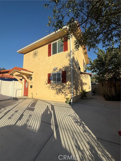 Detail Gallery Image 2 of 16 For 746 W 4th Ave Ave #3,  La Habra,  CA 90631 - 2 Beds | 1/1 Baths