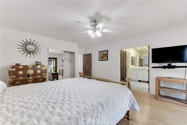 Detail Gallery Image 24 of 37 For 19933 Hiawatha St, Chatsworth,  CA 91311 - 5 Beds | 2/1 Baths