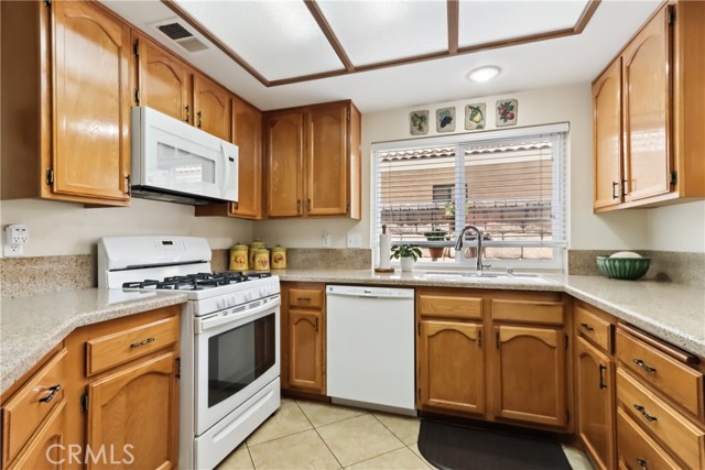 Detail Gallery Image 20 of 66 For 1124 N Holt Dr, Placentia,  CA 92870 - 4 Beds | 2/1 Baths