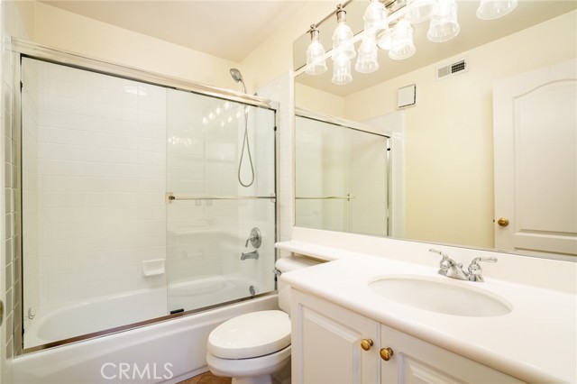 12 Savona Court, Newport Coast CA: https://media.crmls.org/medias/8c7cb4b4-5719-4013-bbb8-44d5f8d4a32c.jpg