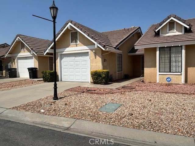 1438 Senator Way, San Jacinto CA: https://media.crmls.org/medias/8c7d79bc-09f9-4569-9898-ff003c0fda34.jpg