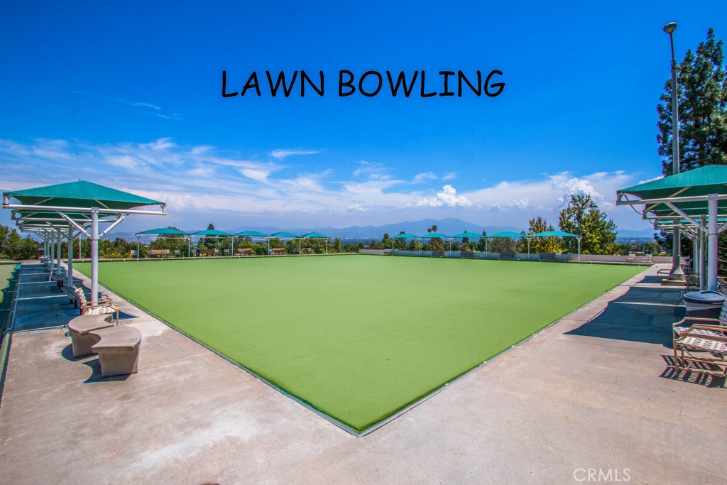 https://media.crmls.org/medias/8c7eeded-b083-4377-993c-ae611f81b548.jpg?preset=X-Large