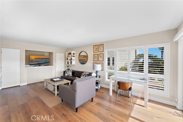 21703 Ocean Vista Drive, Laguna Beach CA: https://media.crmls.org/medias/8c7f6ddd-03f6-4a6a-b5b6-d042c97afd80.jpg