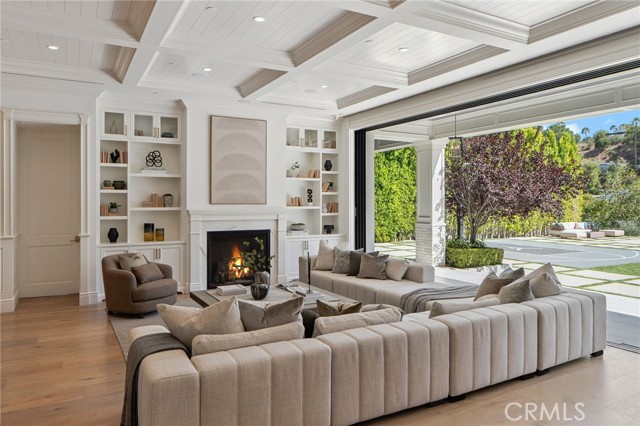 16630 Oldham Place, Encino CA: https://media.crmls.org/medias/8c7fe21a-16e4-4f27-9f91-5a148df80174.jpg