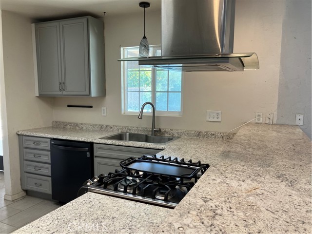 Detail Gallery Image 6 of 20 For 45499 Garden Square, Palm Desert,  CA 92260 - 3 Beds | 2 Baths