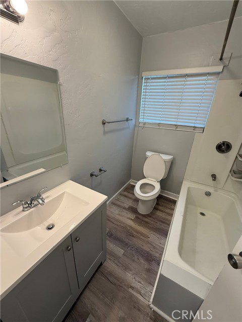 Detail Gallery Image 6 of 11 For 1148 Bobbett Dr, San Bernardino,  CA 92410 - 2 Beds | 1 Baths