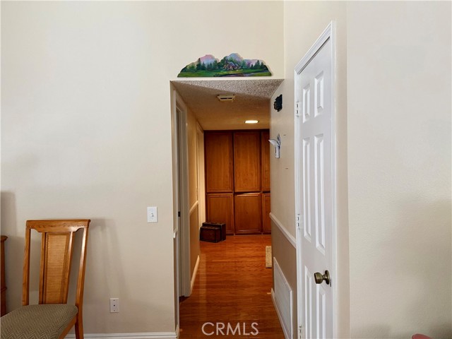 Detail Gallery Image 12 of 25 For 14372 Woodland Dr, Victorville,  CA 92395 - 3 Beds | 2 Baths