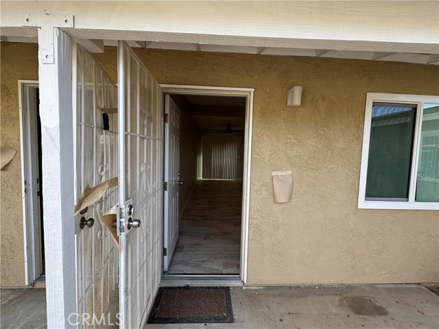 Detail Gallery Image 5 of 18 For 13549 Niabi Rd #C,  Apple Valley,  CA 92308 - 2 Beds | 1 Baths