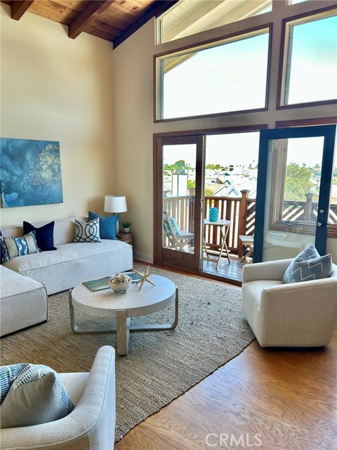 1620 Harper Avenue, Redondo Beach CA: https://media.crmls.org/medias/8c813e61-ff8e-4560-8f88-62132ebf31ab.jpg
