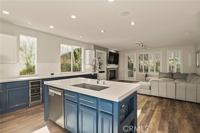 Detail Gallery Image 11 of 44 For 964 Corto, Simi Valley,  CA 93065 - 4 Beds | 3 Baths