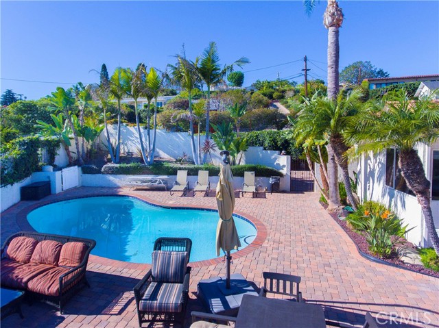 16 Stirrup Road, Rancho Palos Verdes, California 90275, 3 Bedrooms Bedrooms, ,2 BathroomsBathrooms,Residential,Sold,Stirrup,PW22029127