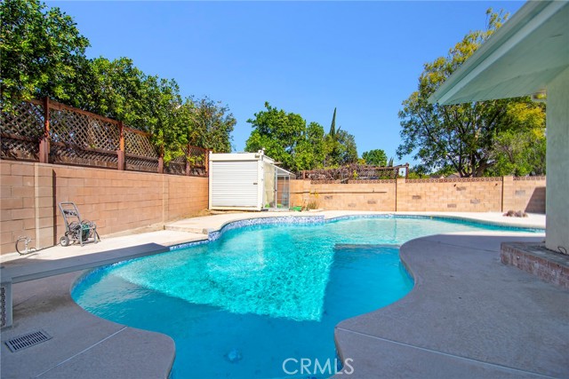 Detail Gallery Image 34 of 42 For 6508 Moorcroft Ave, Woodland Hills,  CA 91303 - 5 Beds | 3/1 Baths