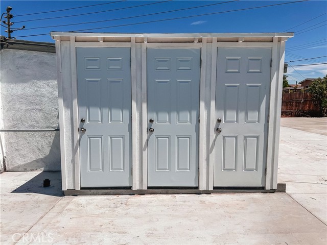 Image 5 of 29 For 726 Arliss Street A