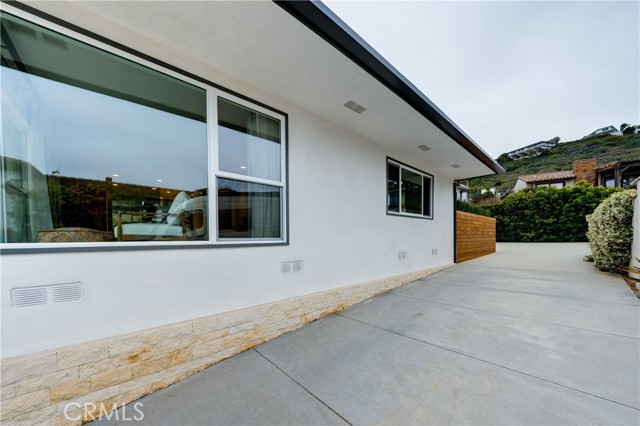 1806 Calle Leticia, San Clemente CA: https://media.crmls.org/medias/8c82c294-3e29-411c-8867-beb6ccbd1aa4.jpg