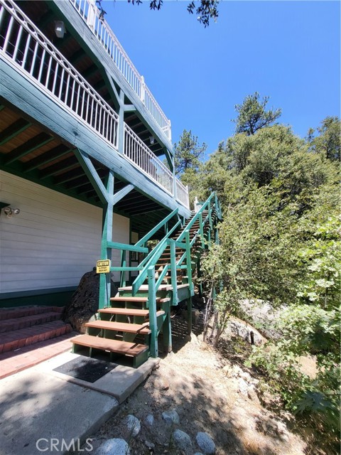 53620 Jeffery Pine Road, Idyllwild CA: https://media.crmls.org/medias/8c832ce1-3f2b-4585-b088-7a3e004e7568.jpg