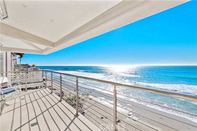 Detail Gallery Image 12 of 31 For 1051 Gaviota Dr, Laguna Beach,  CA 92651 - 2 Beds | 2 Baths