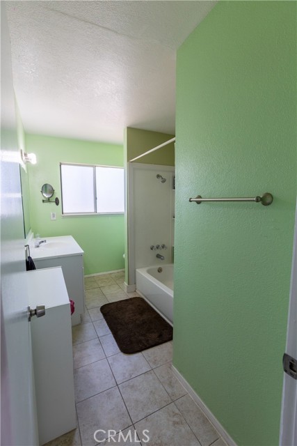 Detail Gallery Image 28 of 41 For 1191 W Avenue J-11, Lancaster,  CA 93534 - 4 Beds | 3 Baths