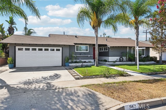 843 S Danbrook Dr, Anaheim, CA 92804