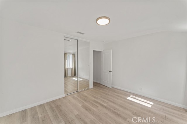 Detail Gallery Image 15 of 32 For 14722 Strathern, Panorama City,  CA 91402 - 5 Beds | 3 Baths