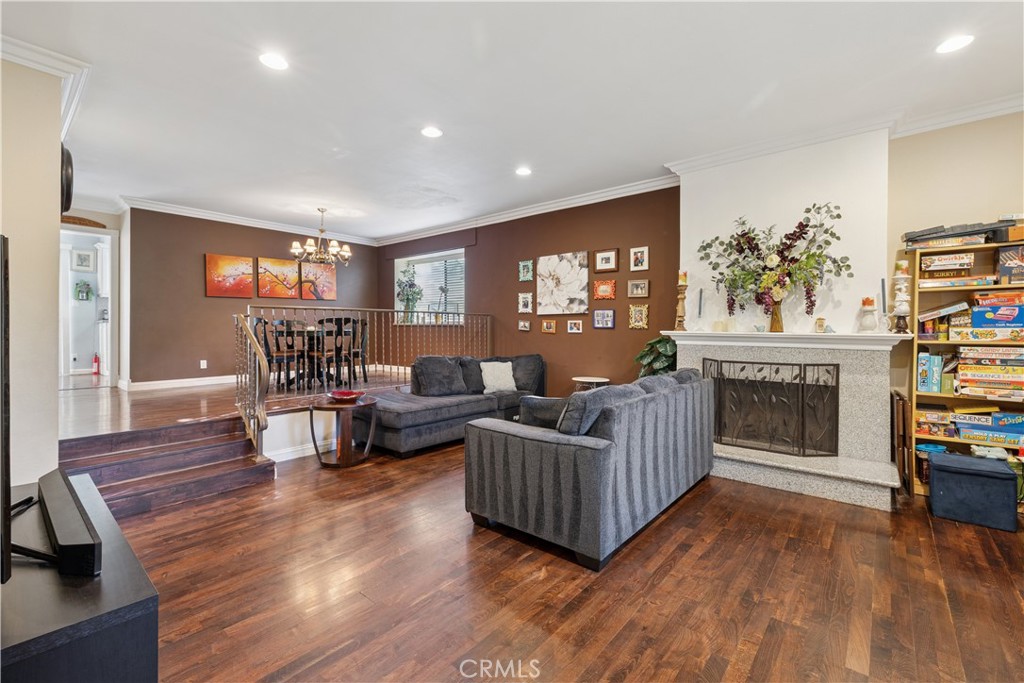 MLS #SR25225440 image #10