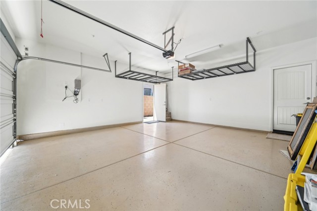 Detail Gallery Image 40 of 40 For 6125 Coopers Hawk Dr, Jurupa Valley,  CA 91752 - 5 Beds | 3/1 Baths
