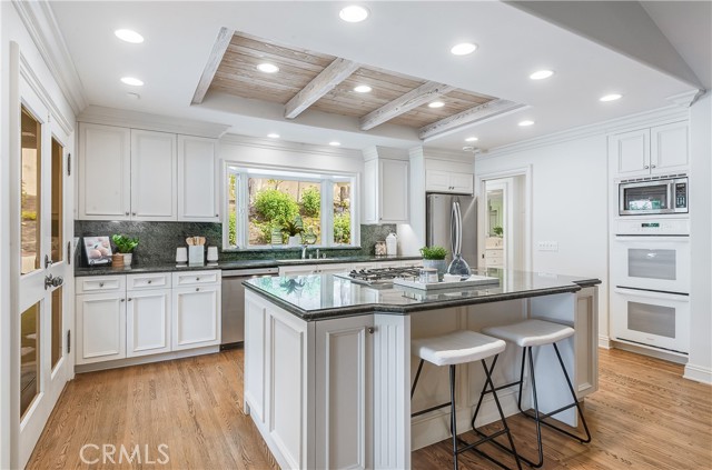 Detail Gallery Image 9 of 31 For 3401 Paseo Del Campo, Palos Verdes Estates,  CA 90274 - 3 Beds | 2 Baths