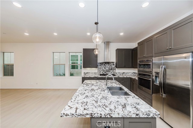 Detail Gallery Image 24 of 38 For 191 Frame, Irvine,  CA 92618 - 3 Beds | 2 Baths