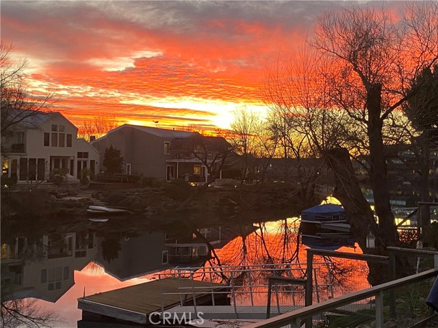 5 Catalina Point Road, Chico CA: https://media.crmls.org/medias/8c89888e-d6de-4686-b51c-f334bb55c9b6.jpg