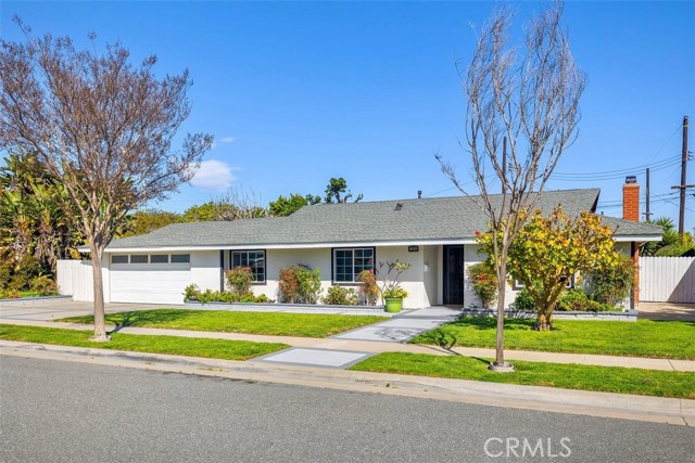 Detail Gallery Image 1 of 1 For 17094 Laurel St, Fountain Valley,  CA 92708 - 4 Beds | 2 Baths