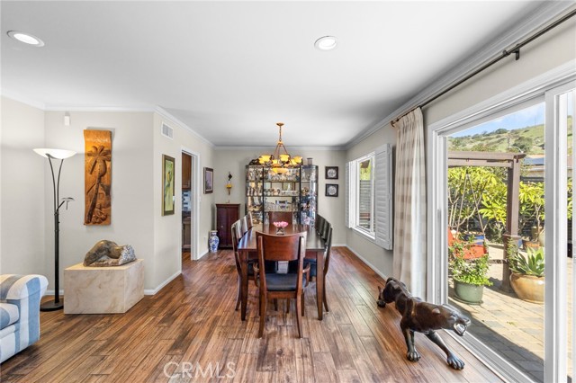 Detail Gallery Image 12 of 34 For 8674 Vine Valley, Sun Valley,  CA 91352 - 3 Beds | 2 Baths