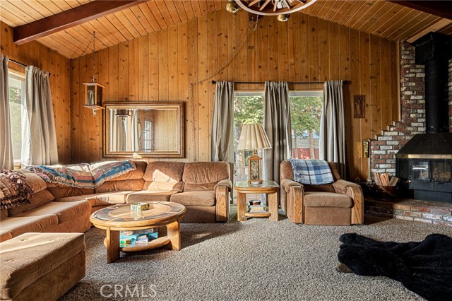 Detail Gallery Image 7 of 18 For 1164 Bear Springs, Rimforest,  CA 92378 - 2 Beds | 1 Baths