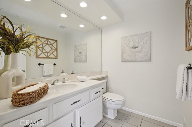 Detail Gallery Image 18 of 52 For 13 Antibes #7,  Laguna Niguel,  CA 92677 - 2 Beds | 2/1 Baths