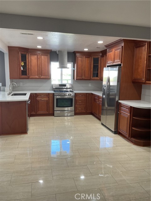 8008 Santa Rita Street, Corona CA: https://media.crmls.org/medias/8c8fa1a4-baff-4cf9-b5f6-699886073c2e.jpg