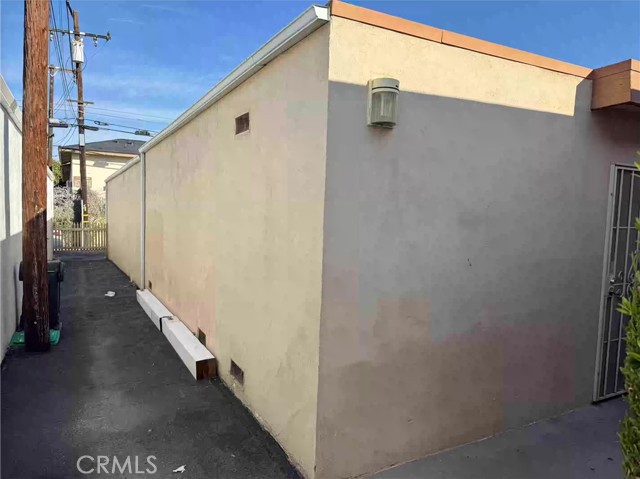 Detail Gallery Image 3 of 7 For 1915 E Wilson, Orange,  CA 92867 - – Beds | – Baths