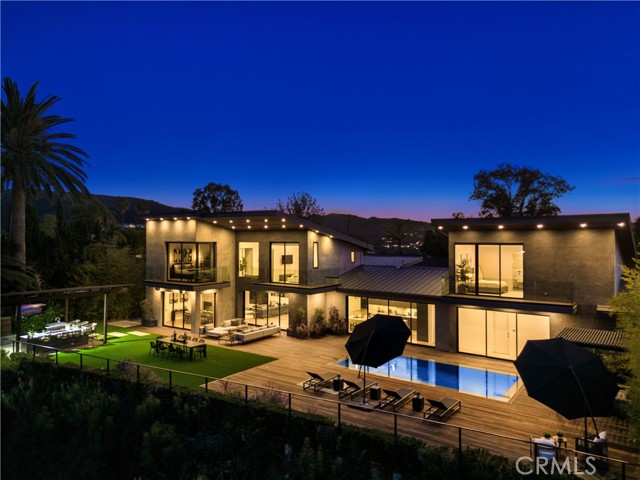 Detail Gallery Image 46 of 47 For 18296 Karen Dr, Tarzana,  CA 91356 - 5 Beds | 6 Baths