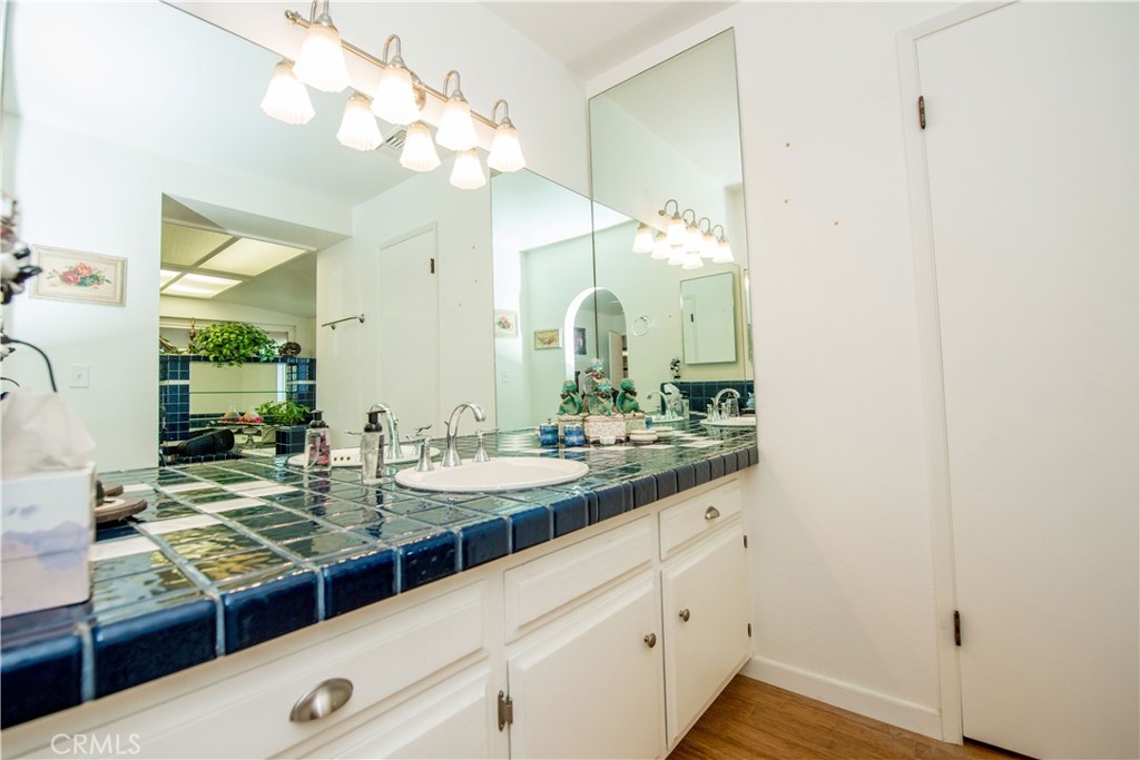 MLS #IG25234679 image #35