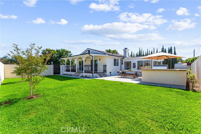 18011 Theodora Drive, Tustin CA: https://media.crmls.org/medias/8c9230df-4cb7-438e-ba4a-5e360d8b6927.jpg