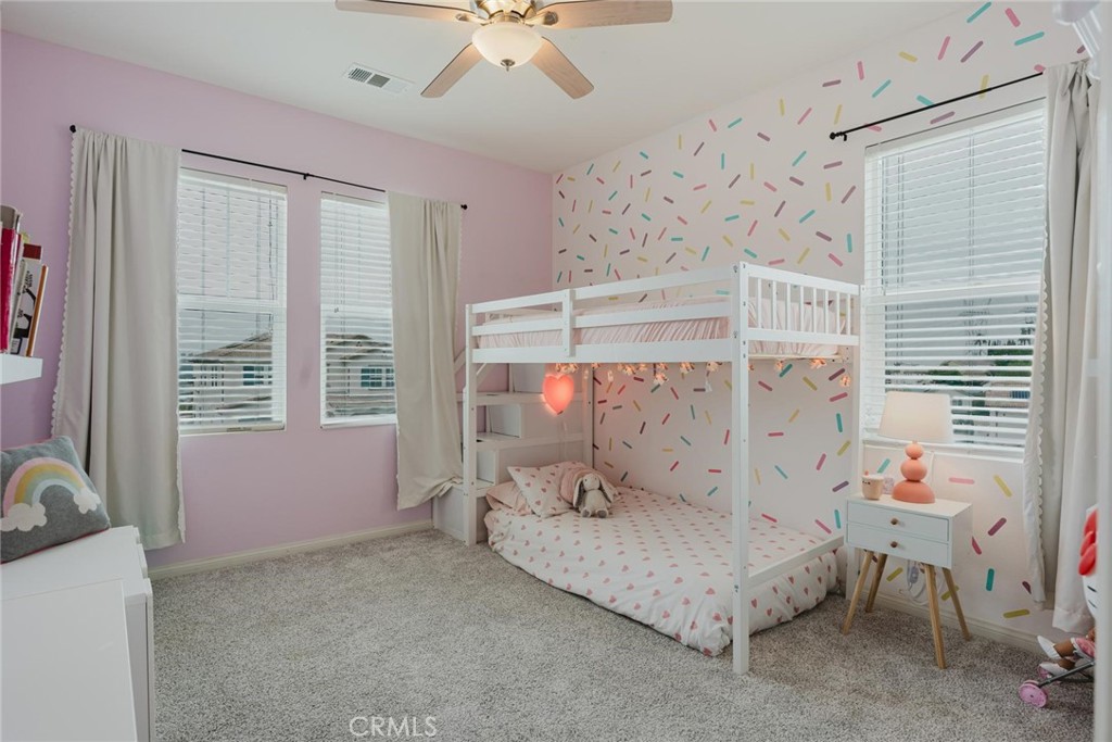 https://media.crmls.org/medias/8c9256dc-cdfb-46b9-b83c-f7bce446c9be.jpg?preset=X-Large
