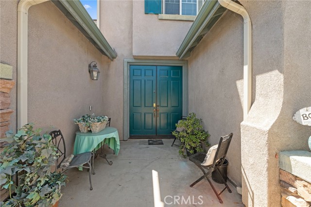 Detail Gallery Image 4 of 42 For 29268 Meandering Cir, Menifee,  CA 92584 - 5 Beds | 4 Baths