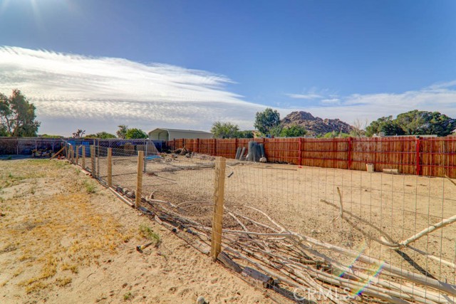 Detail Gallery Image 24 of 28 For 17152 Schollview Ave, Palmdale,  CA 93591 - 4 Beds | 2 Baths