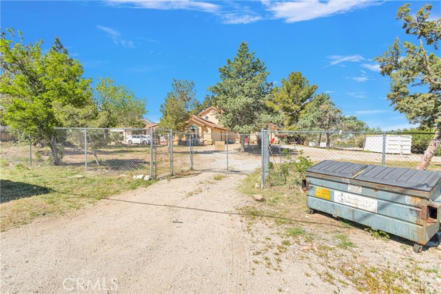 Image 2 for 9210 Mesa Rd, Lucerne Valley, CA 92356